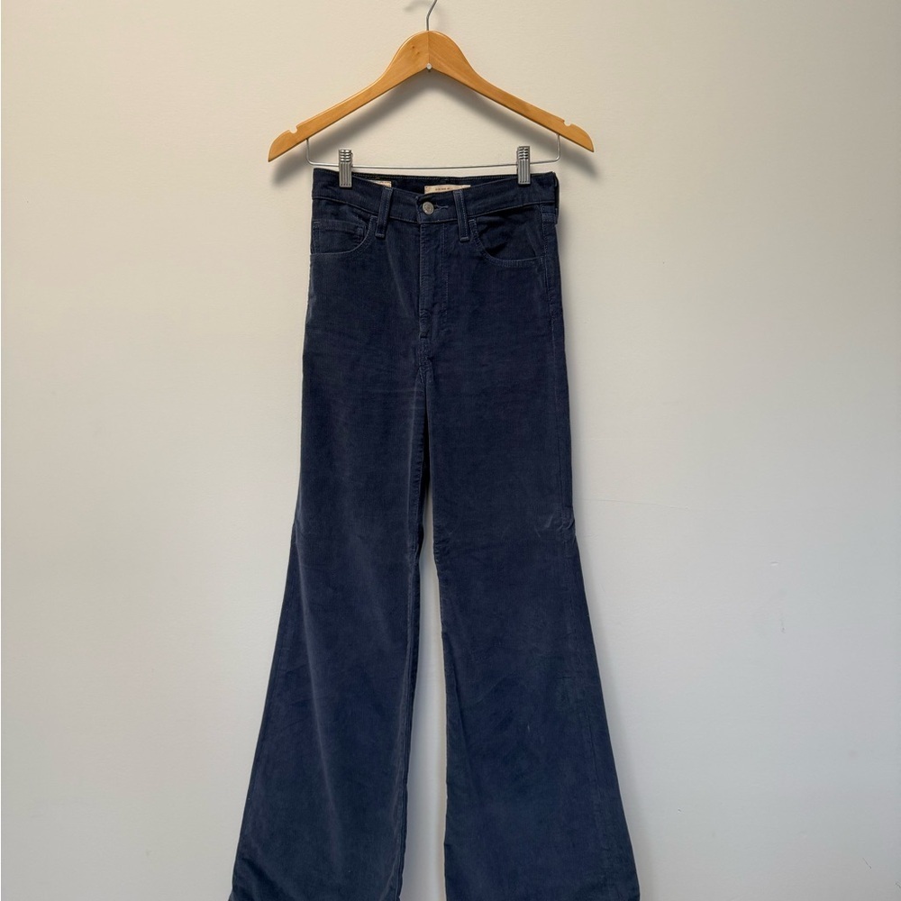 Levi's Dark Blue Flare Jeans​​​